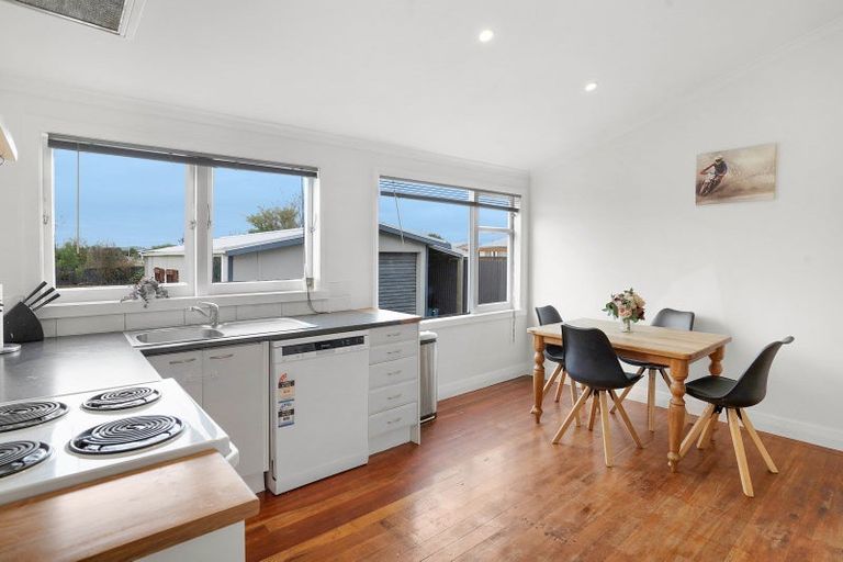 Photo of property in 64 Raglan Street, Lansdowne, Masterton, 5810