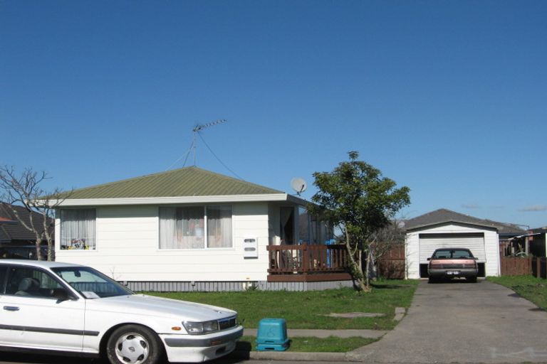 Photo of property in 11 Elsie Morton Place, Papakura, 2110