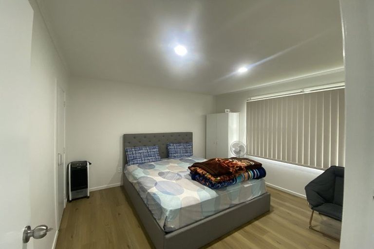 Photo of property in 18 Royal Arch Place, Rosehill, Papakura, 2113