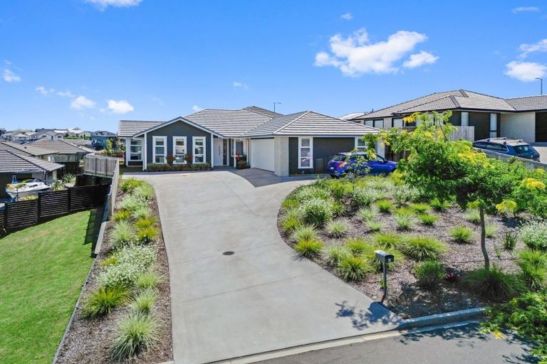 Photo of property in 4 Herring Place, Omokoroa, 3114