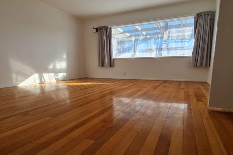 Photo of property in 38 Velma Road, Hillcrest, Auckland, 0627