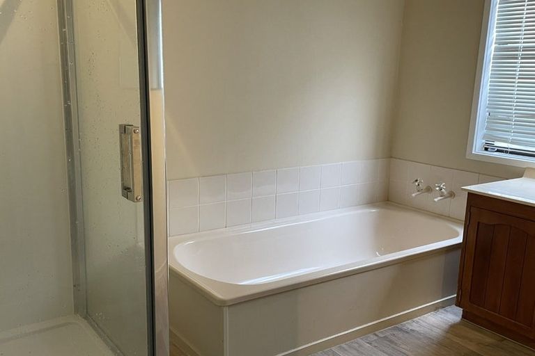 Photo of property in 129 Whitford Road, Somerville, Auckland, 2014