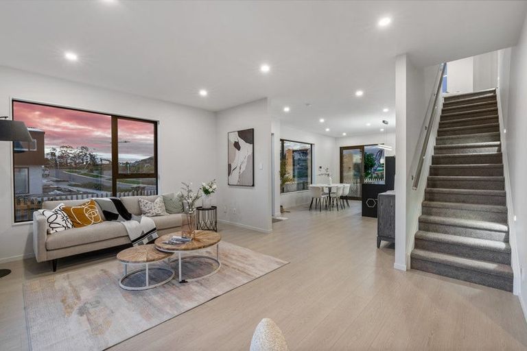 Photo of property in 196 Henwood Road, Westgate, 0814