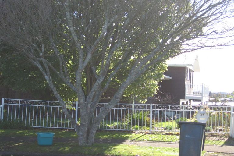 Photo of property in 27 Leyton Place, Nawton, Hamilton, 3200