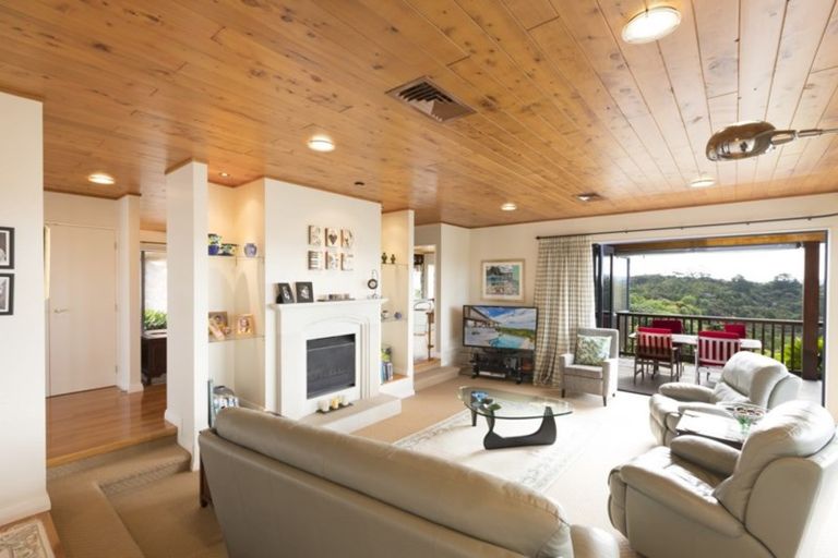 Photo of property in 9 Kotare Place, Sandspit, Warkworth, 0982