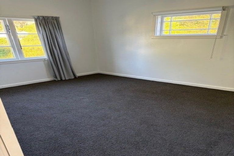 Photo of property in 17 Clutha Avenue, Khandallah, Wellington, 6035