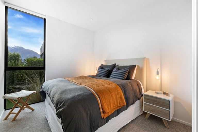 Photo of property in 24 Orford Drive, Jacks Point, Queenstown, 9371