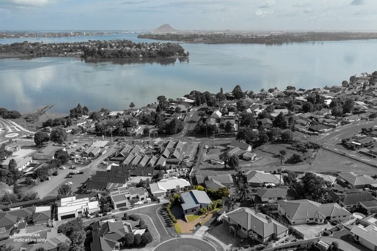 Photo of property in 36 Downing Place, Welcome Bay, Tauranga, 3112