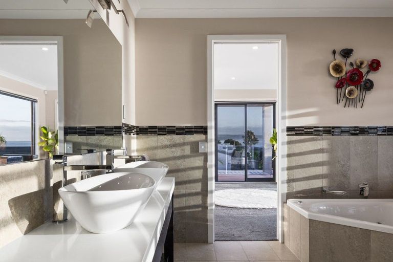 Photo of property in 50 Ferguson Street, Bay View, Napier, 4104