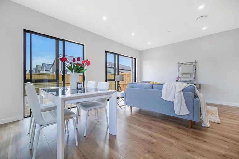 Photo of property in 59 Kaha Road, Papakura, 2110