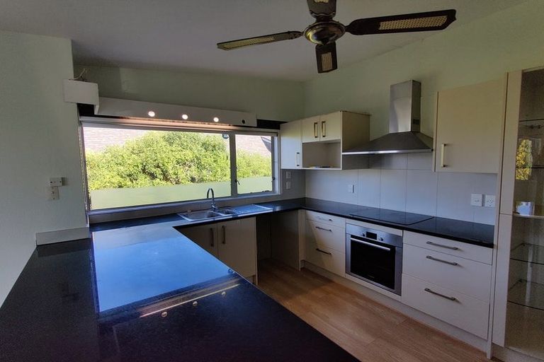 Photo of property in 271 Bleakhouse Road, Mellons Bay, Auckland, 2014