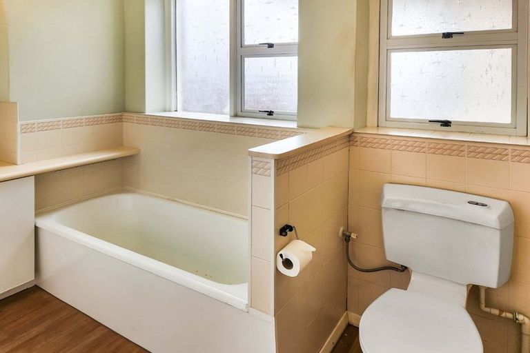 Photo of property in 13 Hawthorn Crescent, Stokes Valley, Lower Hutt, 5019