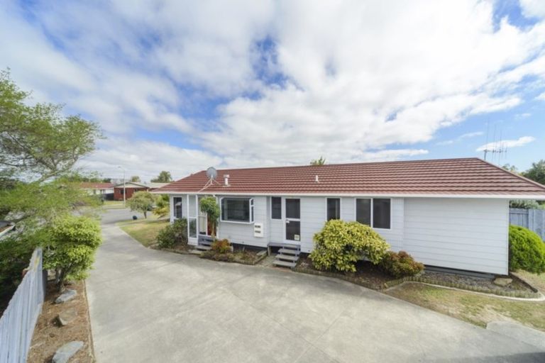 Photo of property in 26 Mercury Street, Milson, Palmerston North, 4414