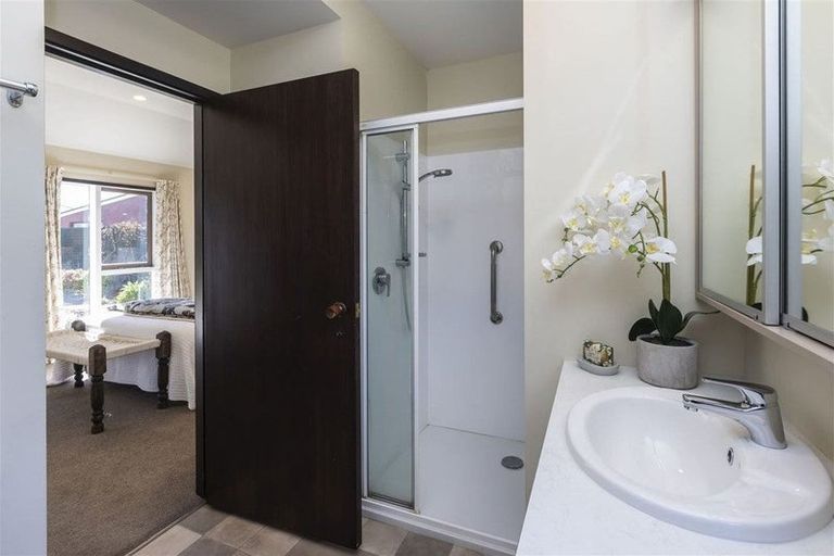 Photo of property in 1/38 Glandovey Road, Fendalton, Christchurch, 8052