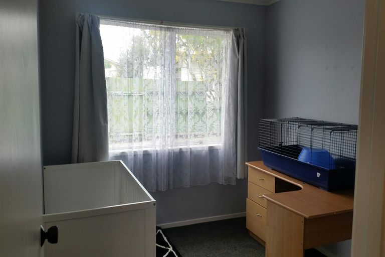 Photo of property in 24b Tironui Station Road, Papakura, 2112