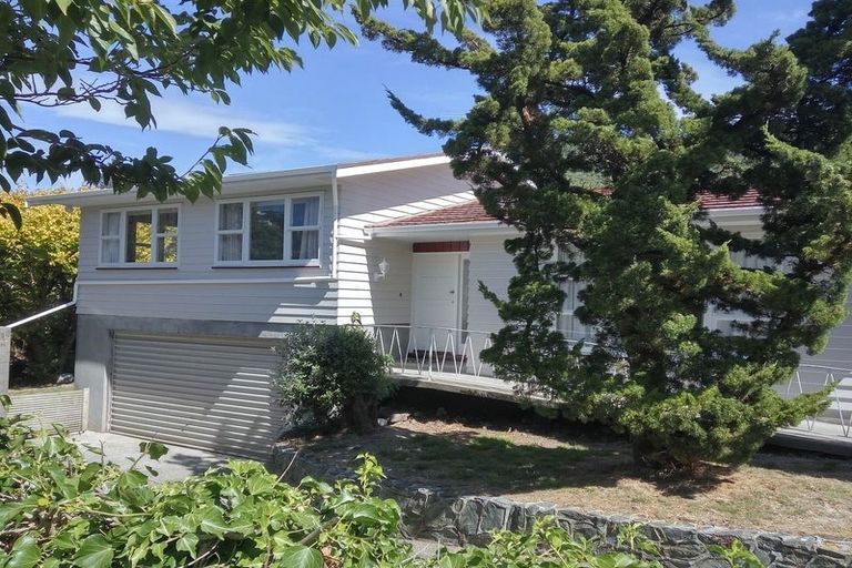 Photo of property in 17 Thurleigh Grove, Karori, Wellington, 6012