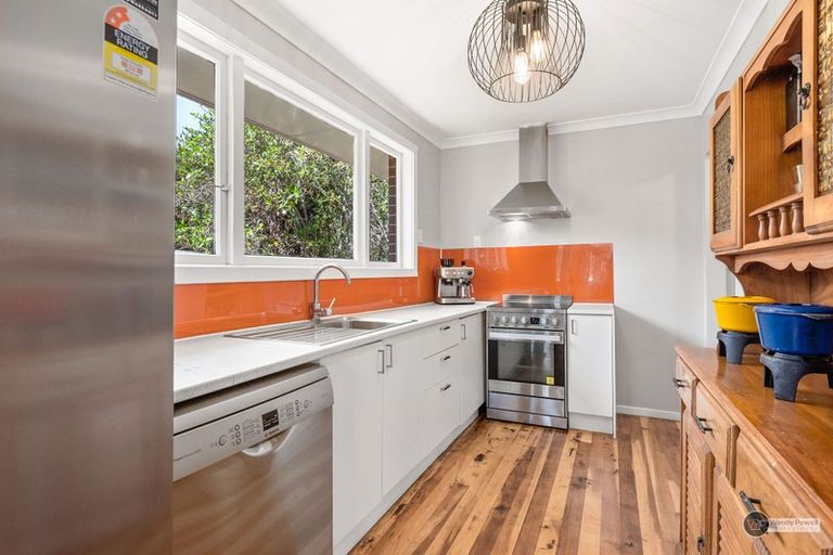 Photo of property in 85 Holborn Drive, Stokes Valley, Lower Hutt, 5019