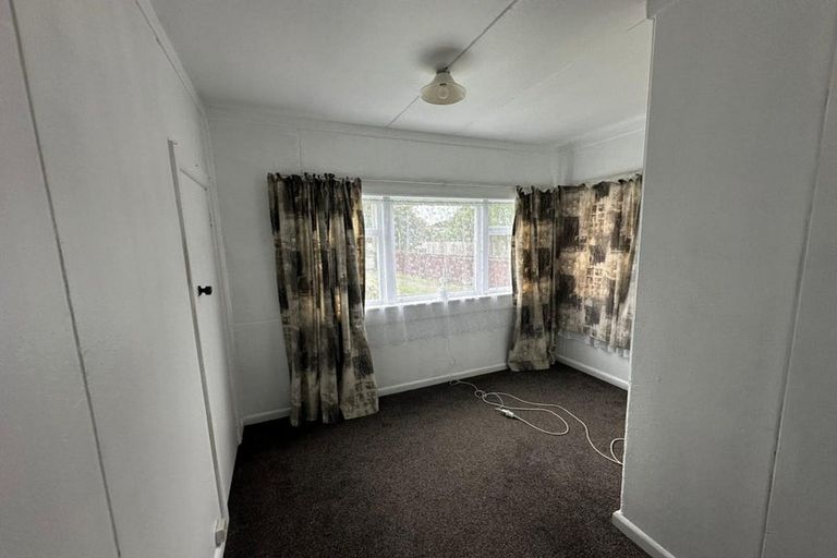 Photo of property in 39 Waerenga Road, Otaki, 5512