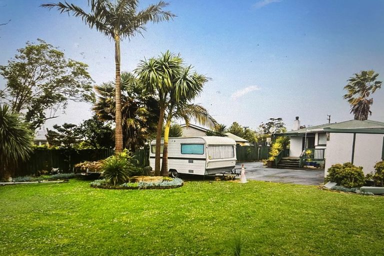Photo of property in 301 Swanson Road, Ranui, Auckland, 0612
