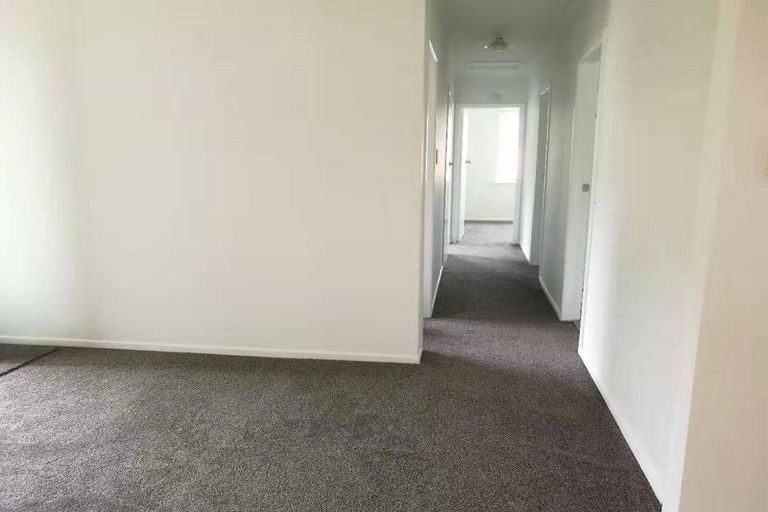 Photo of property in 107 Parkvale Road, Karori, Wellington, 6012