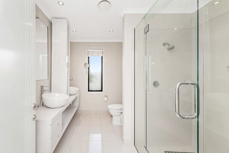 Photo of property in 1 Brinsworth Avenue, West Melton, 7618