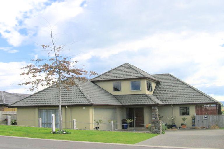 Photo of property in 23 Honeysuckle Lane, Ohauiti, Tauranga, 3112