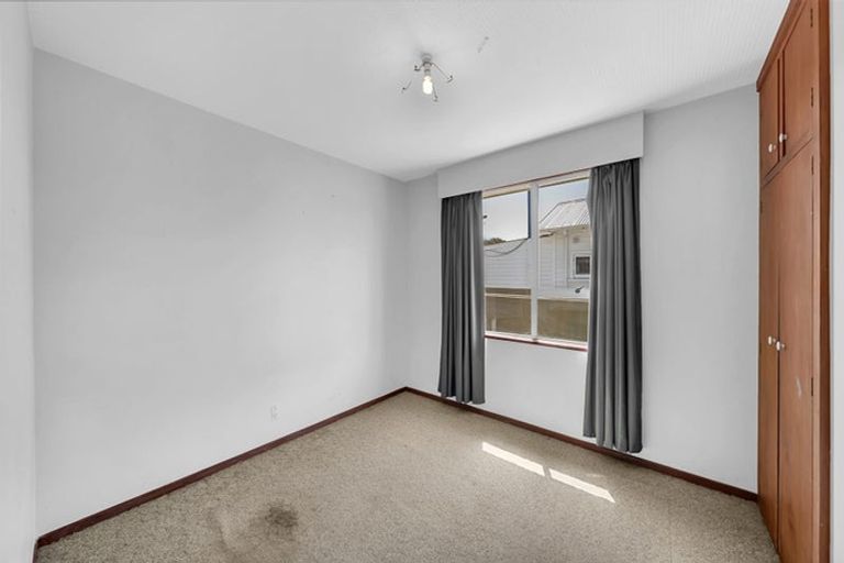 Photo of property in 1/35 Estuary Road, New Brighton, Christchurch, 8061