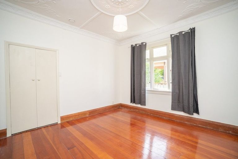 Photo of property in 20 South Street, West End, Palmerston North, 4410