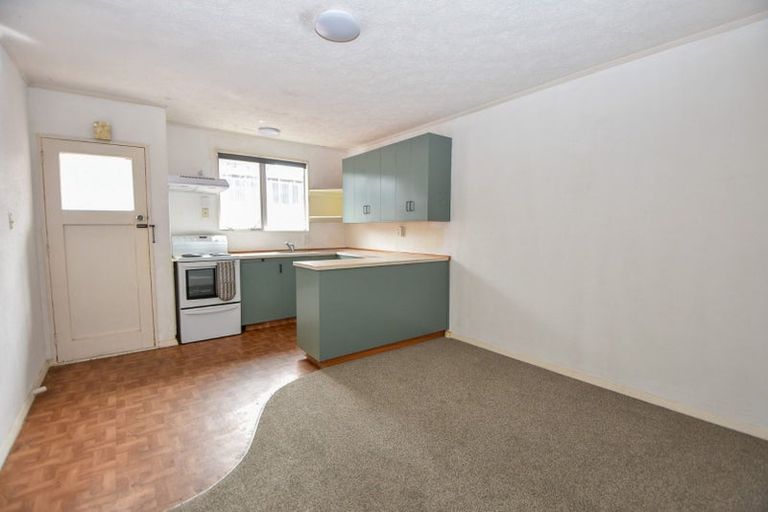 Photo of property in 3/7 Kent Street, Carterton, 5713