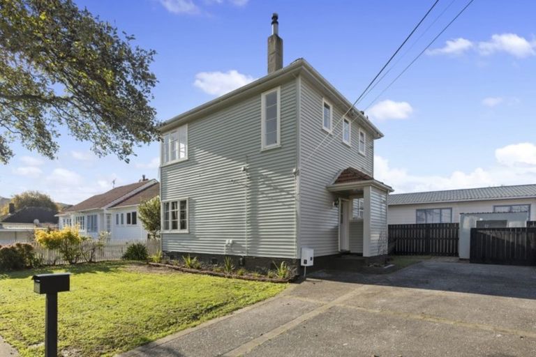 Photo of property in 16b Macky Street, Taita, Lower Hutt, 5011