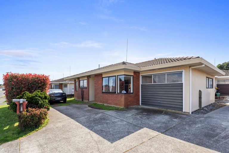 Photo of property in 1/77 Gloucester Road, Mount Maunganui, 3116