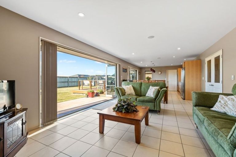 Photo of property in 2 Boulez Mews, Rolleston, 7614