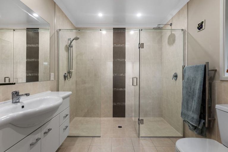 Photo of property in 40 Rexford Heights, Pyes Pa, Tauranga, 3112