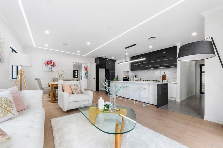 Photo of property in 40 Tannaghmore Drive, Flat Bush, Auckland, 2019