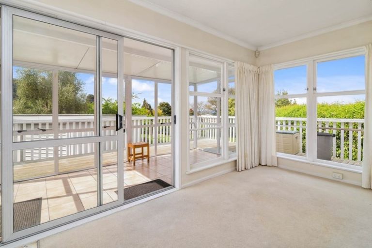 Photo of property in 33 Roosevelt Road, Western Heights, Rotorua, 3015