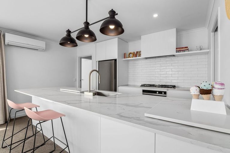 Photo of property in 52 Katania Heights, Brightwater, 7022