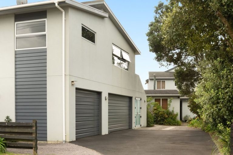 Photo of property in 131 Karewa Parade, Papamoa Beach, Papamoa, 3118