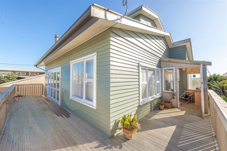 Photo of property in 40 Coleman Avenue, Waverley, 4591