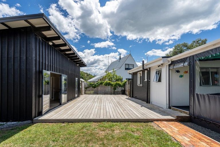 Photo of property in 24 Captain Cook Road, Cooks Beach, Whitianga, 3591