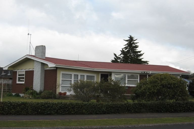 Photo of property in 18 Vesty Avenue, Hillcrest, Hamilton, 3216