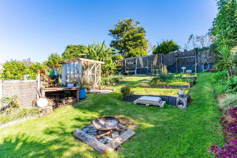 Photo of property in 9 Marshall Road, Kaiwaka, 0573