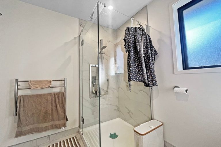 Photo of property in 2/12 Biddle Crescent, Taita, Lower Hutt, 5011