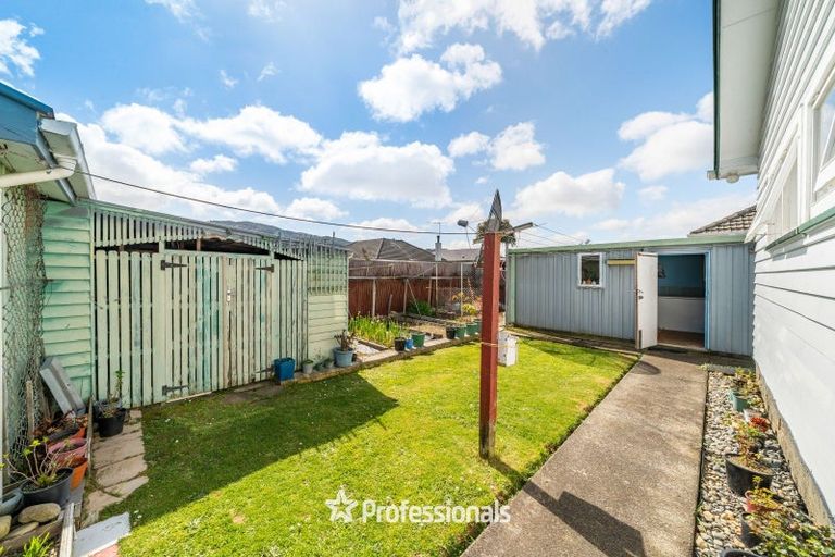 Photo of property in 247 Fergusson Drive, Heretaunga, Upper Hutt, 5018