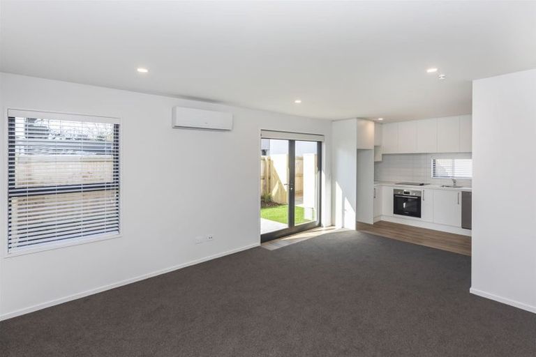 Photo of property in 3/37 Heywood Terrace, Richmond, Christchurch, 8013