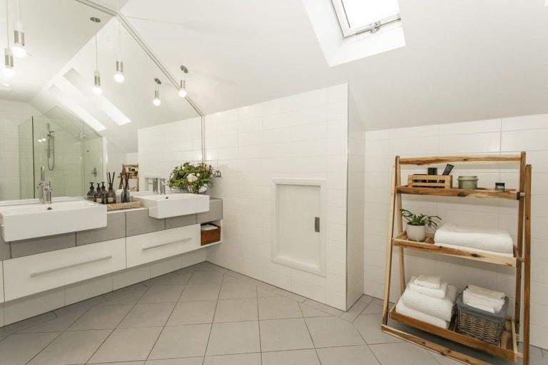 Photo of property in 100 Beach Road East, Elgin, Ashburton, 7777