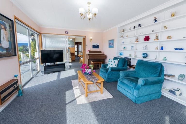 Photo of property in 11 Gebbie Street, Kinmont Park, Mosgiel, 9024