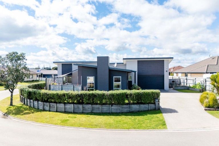 Photo of property in 52 Waterways Drive, Ohope, 3121