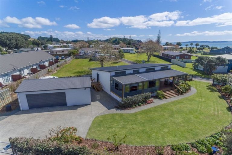 Photo of property in 27 Flame Tree Lane, Taipa, 0420