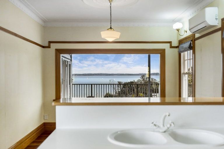 Photo of property in 53 St Michaels Avenue, Point Chevalier, Auckland, 1022
