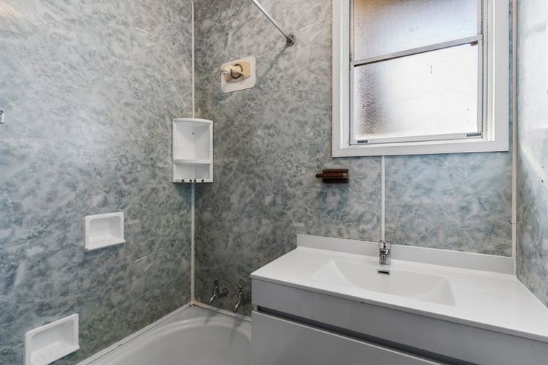 Photo of property in 9 Hardie Street, Mangere East, Auckland, 2024